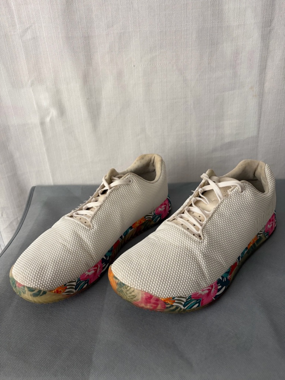 Nobull Men’s 13 / Women’s 14.5 Trainer Sneakers White Floral Sole Mesh(B161)